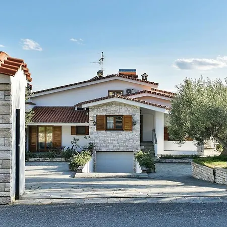 Agnanti Seafront Nea Skioni