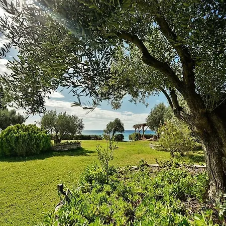 Agnanti Seafront Nea Skioni Villa Mola Kalyva