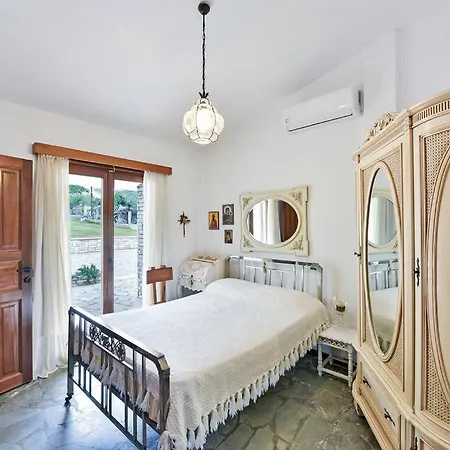 Villa Agnanti Seafront Nea Skioni *